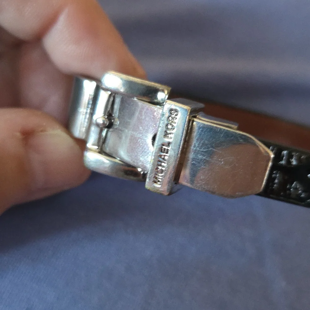 Michael Kors good size